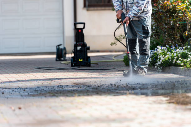 Best Concrete Pressure Washing  in Deerfield, IL