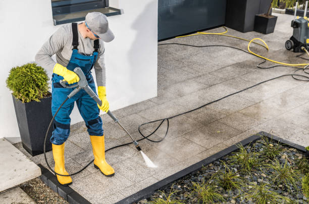 Best Affordable Pressure Washing  in Deerfield, IL